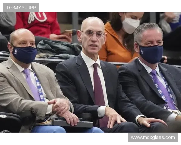 一场4 0!扒出联盟丑恶嘴脸,这损失 肖华总决赛要“暗箱操作” _尼克斯_比赛_1 一场4 0!扒出联盟丑恶嘴脸,这损失 肖华总决赛要“暗箱操作” _尼克斯_比赛_1